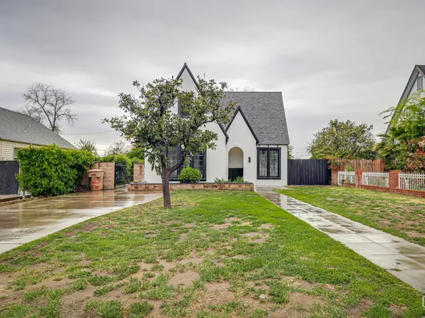 629 V St, Bakersfield, CA 93304