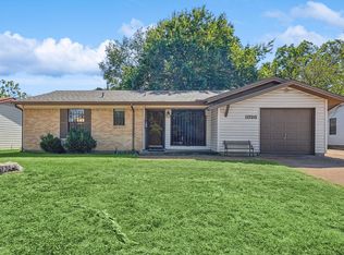 1826 Finley Rd, Irving, TX 75062
