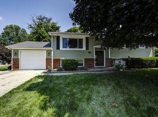 804 E Kratz Rd, Monticello, IL 61856