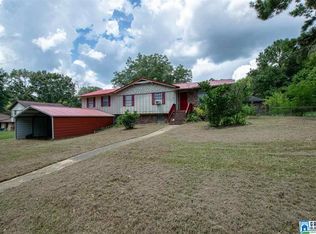 1016 Sandybrook Cir, Birmingham, AL 35214