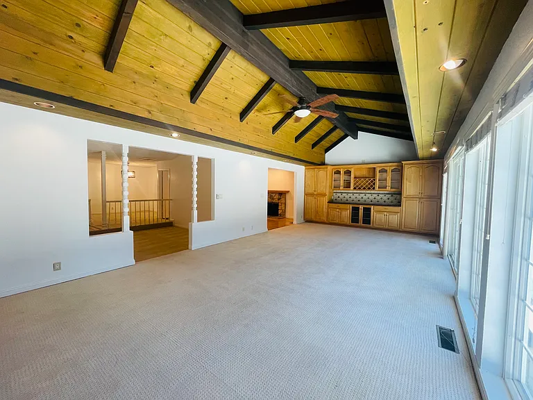 1150 Stafford Dr — Photo 20