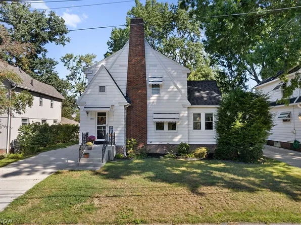 2031 Ohio Ave, Cuyahoga Falls, OH 44223