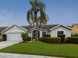 13055 Meadowbreeze Dr, Wellington, FL 33414