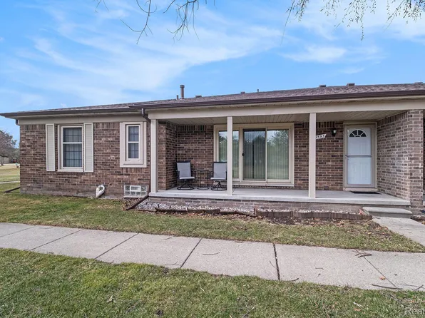49593 Laurel Heights Ct #87, Utica, MI 48315