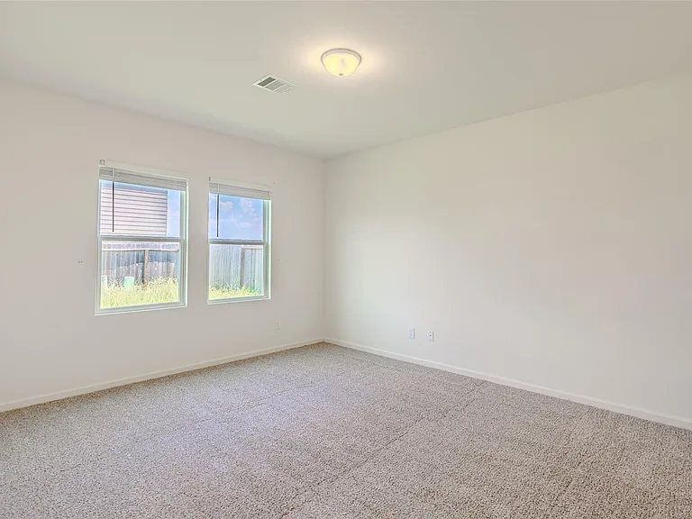 6307 Highland Heights Dr — Photo 14