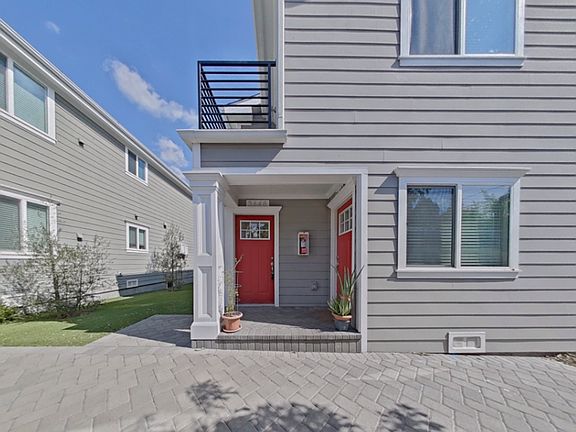 2nd image of 3648 Percy St