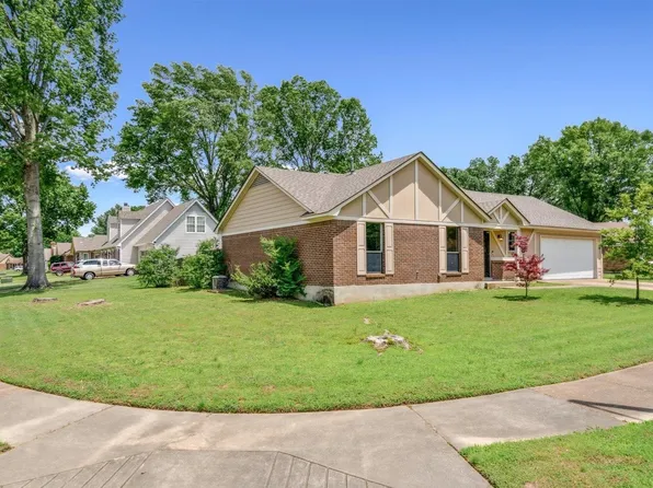 6262 Barwick Dr, Memphis, TN 38134