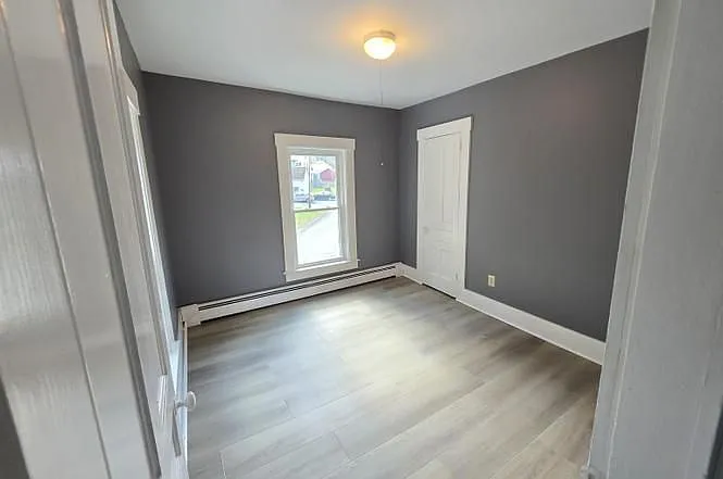 81 Assisqua Ave #3 — Photo 9