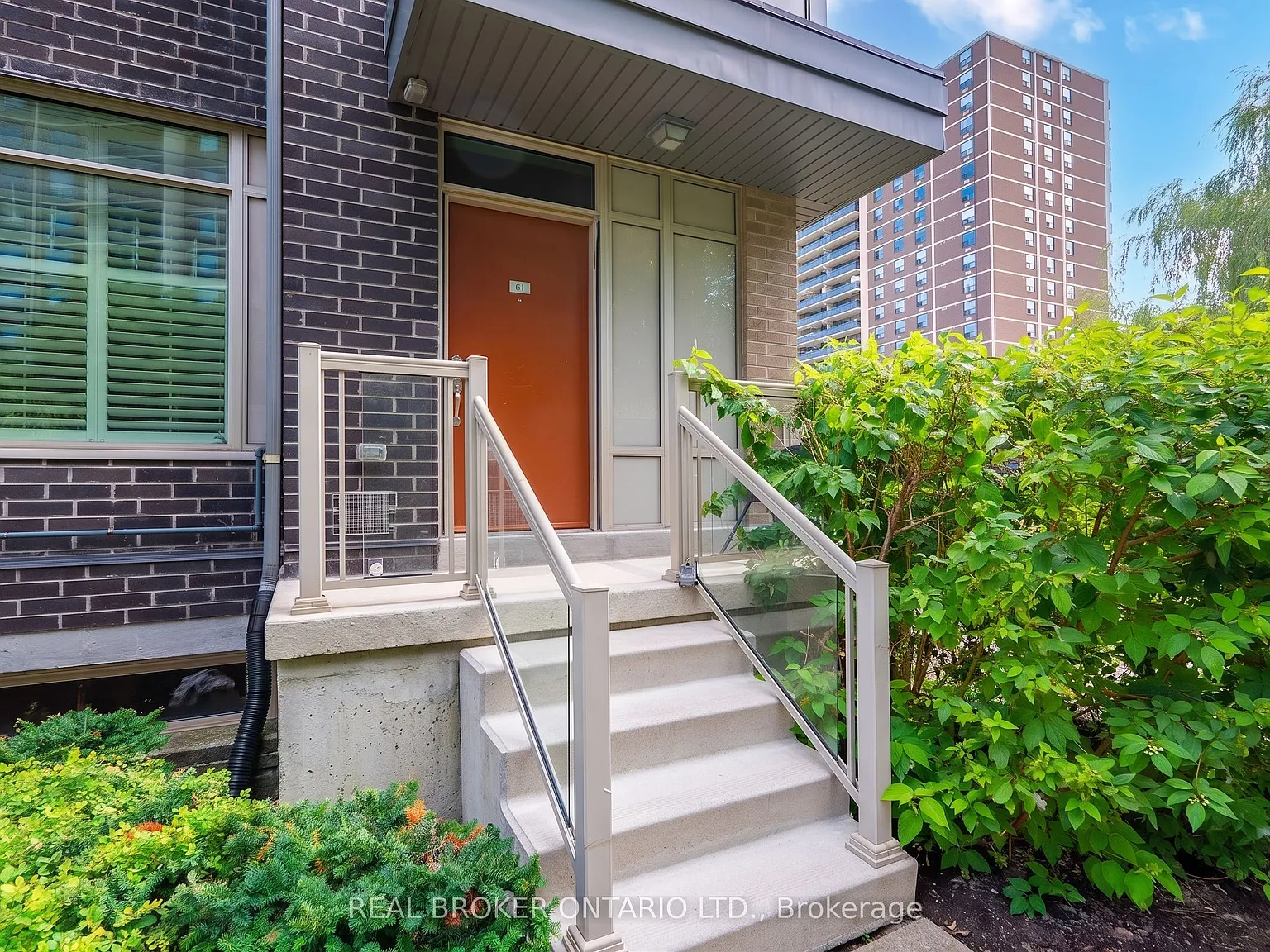 4 bed, $3,400 — Photo 4