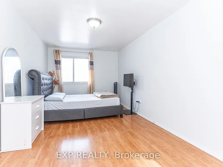 4001 Don Mills Rd #110 — Photo 33