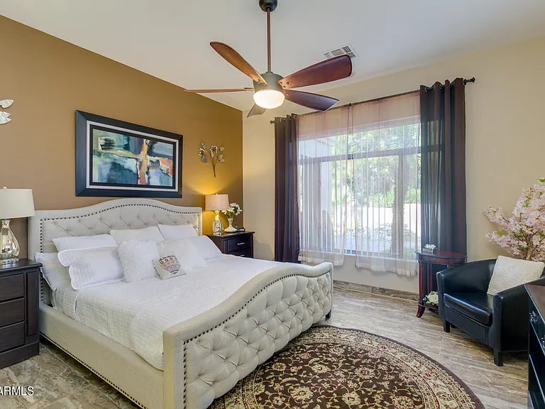 3922 E Carson Rd — Photo 6