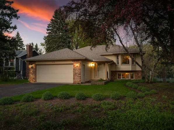 5970 Pheasant Dr, Shoreview, MN 55126