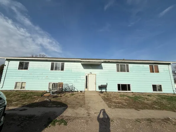 207 N Calvert Ave, Sutton, NE 68979