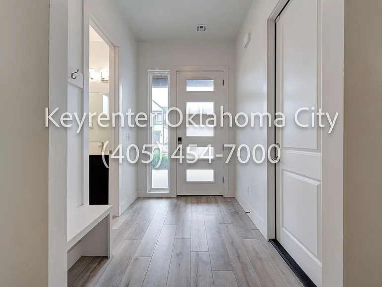 2544 NW 130th St — Photo 26
