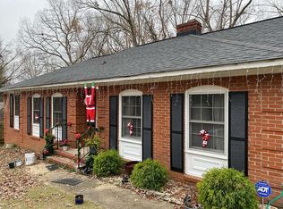 2338 Brookgreen Rd, Sumter, SC 29154