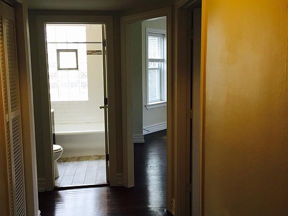 5th image of 3701 N Hoyne Ave #V73knm2n1