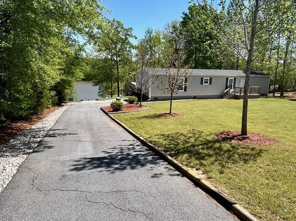 261 Driftwood Rd, Cross Hill, SC 29332