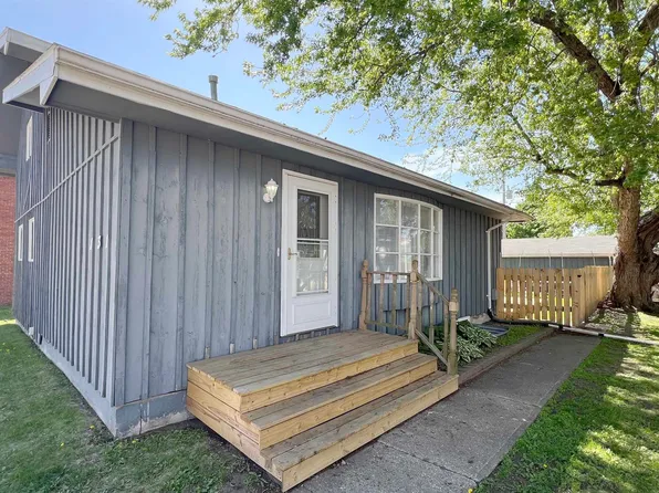 131 E Main St, Manly, IA 50456