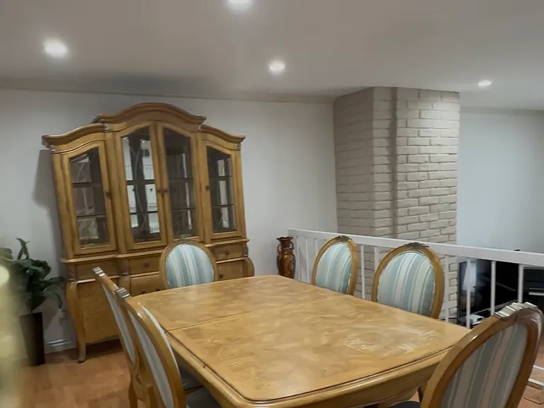 5271 Newcastle Ave #1 — Photo 4