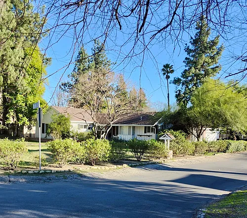 23344 Oxnard St Photo 1 23344 Oxnard St Photo 1