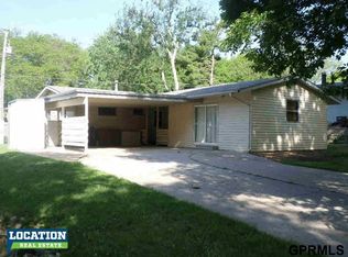 639 Mulder Dr, Lincoln, NE 68510