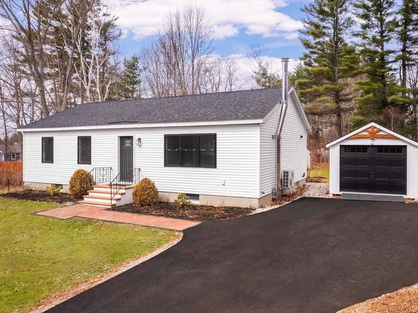 11 Ayers Lane, Dover, NH 03820