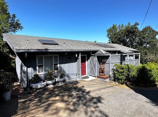 36 Power Ln, Fairfax, CA 94930