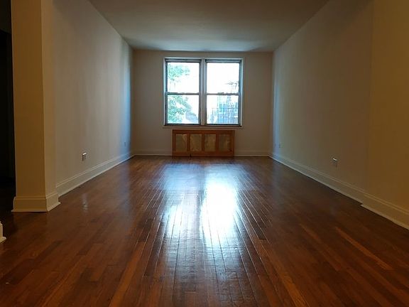 5th image of 84-10 Main St APT 357