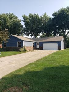 176 Boxwood Ct, Valparaiso, IN, 46383