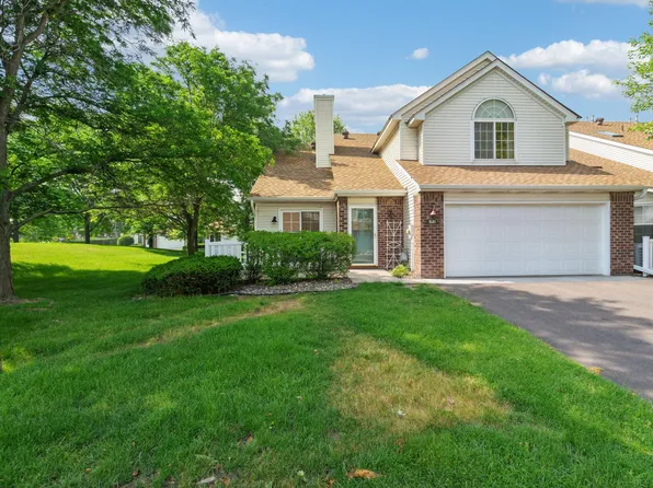 521 Queens Gate, New Brighton, MN 55112