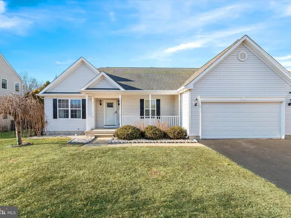76 Hoffeckers Mill Dr, Smyrna, DE 19977
