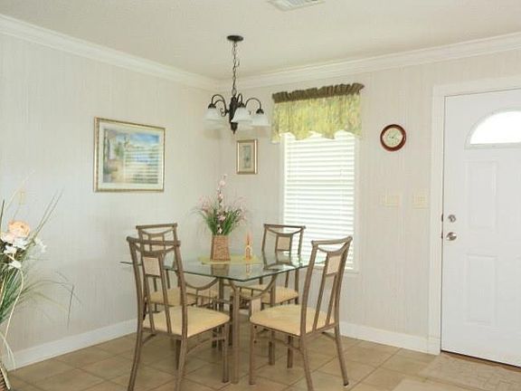 5th image of 230 Kiwi Dr
