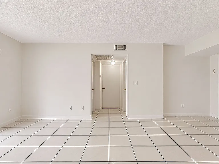9732 Hammocks Blvd #102 — Photo 36