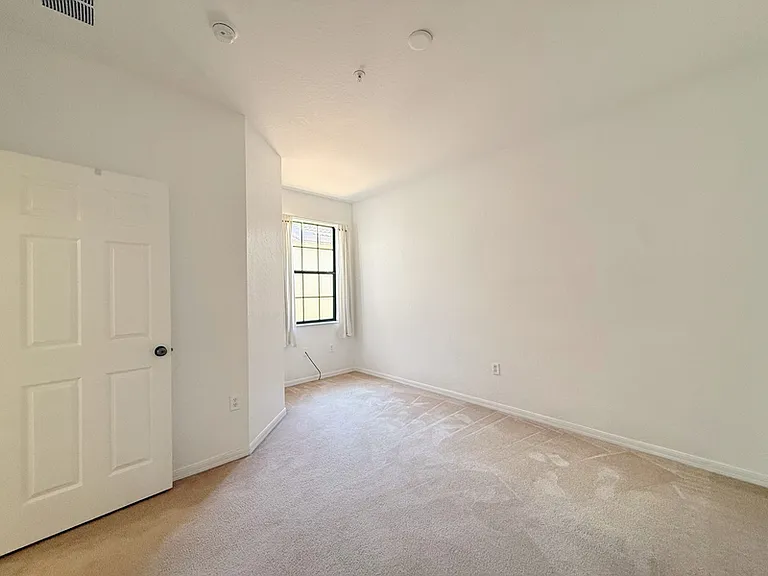 4207 Via Piedra Cir #8-102 — Photo 32
