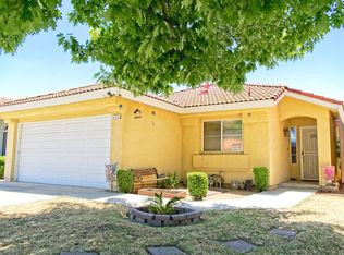 5773 W Vartikian Ave, Fresno, CA 93722