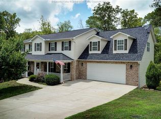 85 Victoria Cmns, Winfield, WV 25213