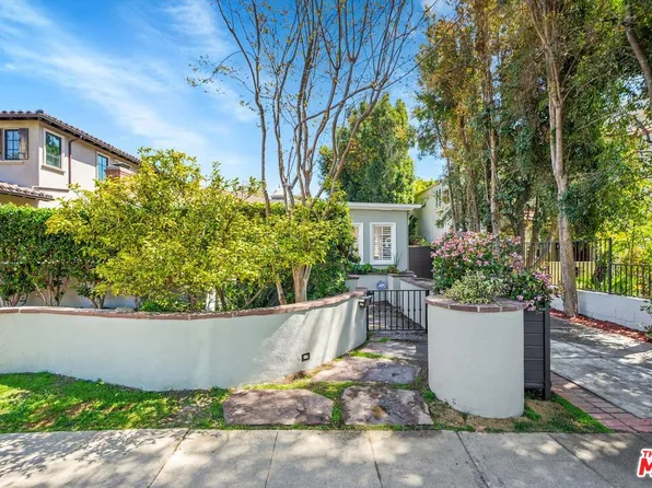 660 S Gretna Green Way, Los Angeles, CA 90049