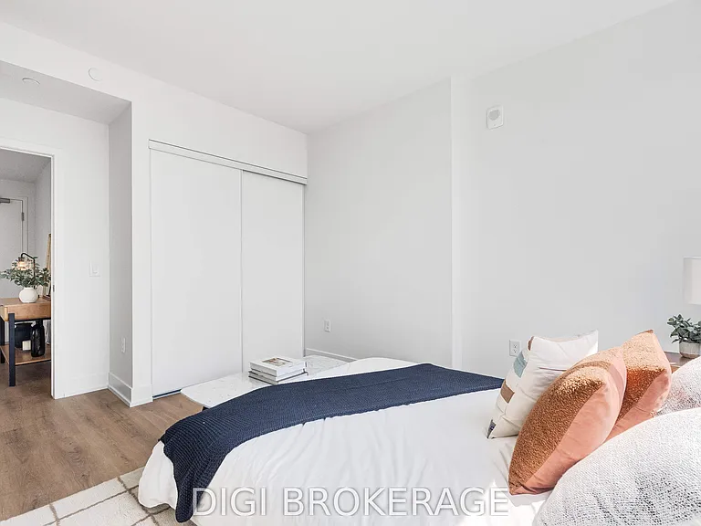 2070 Scott St #1103 — Photo 25