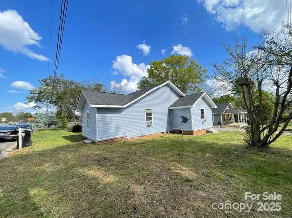 161 Cannon Ave NW, Concord, NC 28025