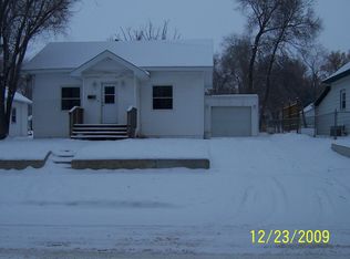 815 8th Ave NE, Minot, ND 58703