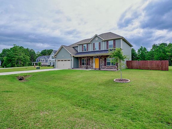 3rd image of 630 Prospect Way