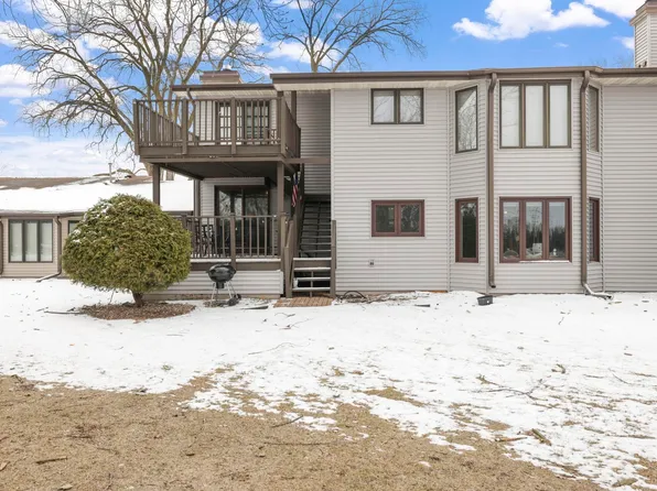 450 N Campbell Rd APT B1, Oshkosh, WI 54902