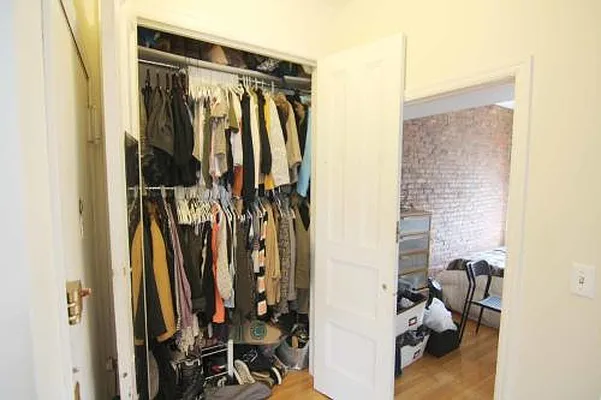 Rented by Standard Living Realty Inc | media 18