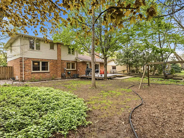 62 Finsbury Cres — Photo 41