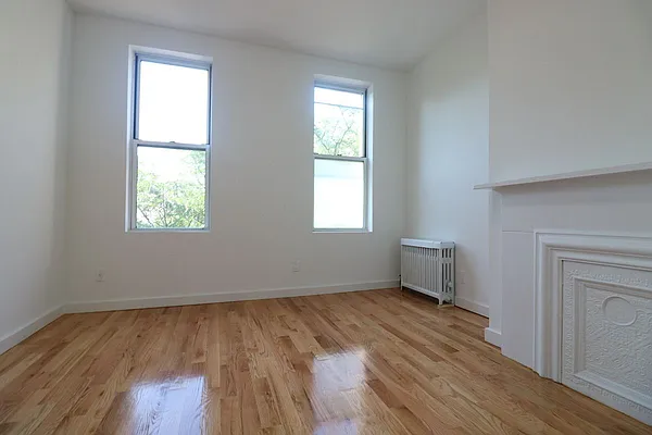 Rented by Compass | media 17