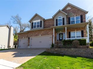 7430 Stream Valley Ct, Saint Louis, MO