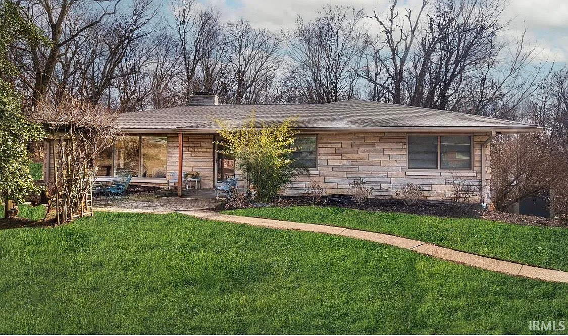 2308 Scheips Ln photo 1