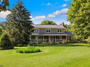 2 Hamilton Rd, Whitehouse Station, NJ 08889