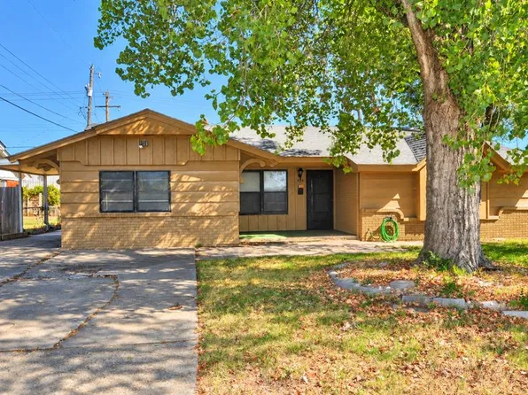 702 N Nail Pkwy, Moore, OK 73160