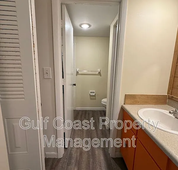 5249 Cedarbend Dr #1 — Photo 25